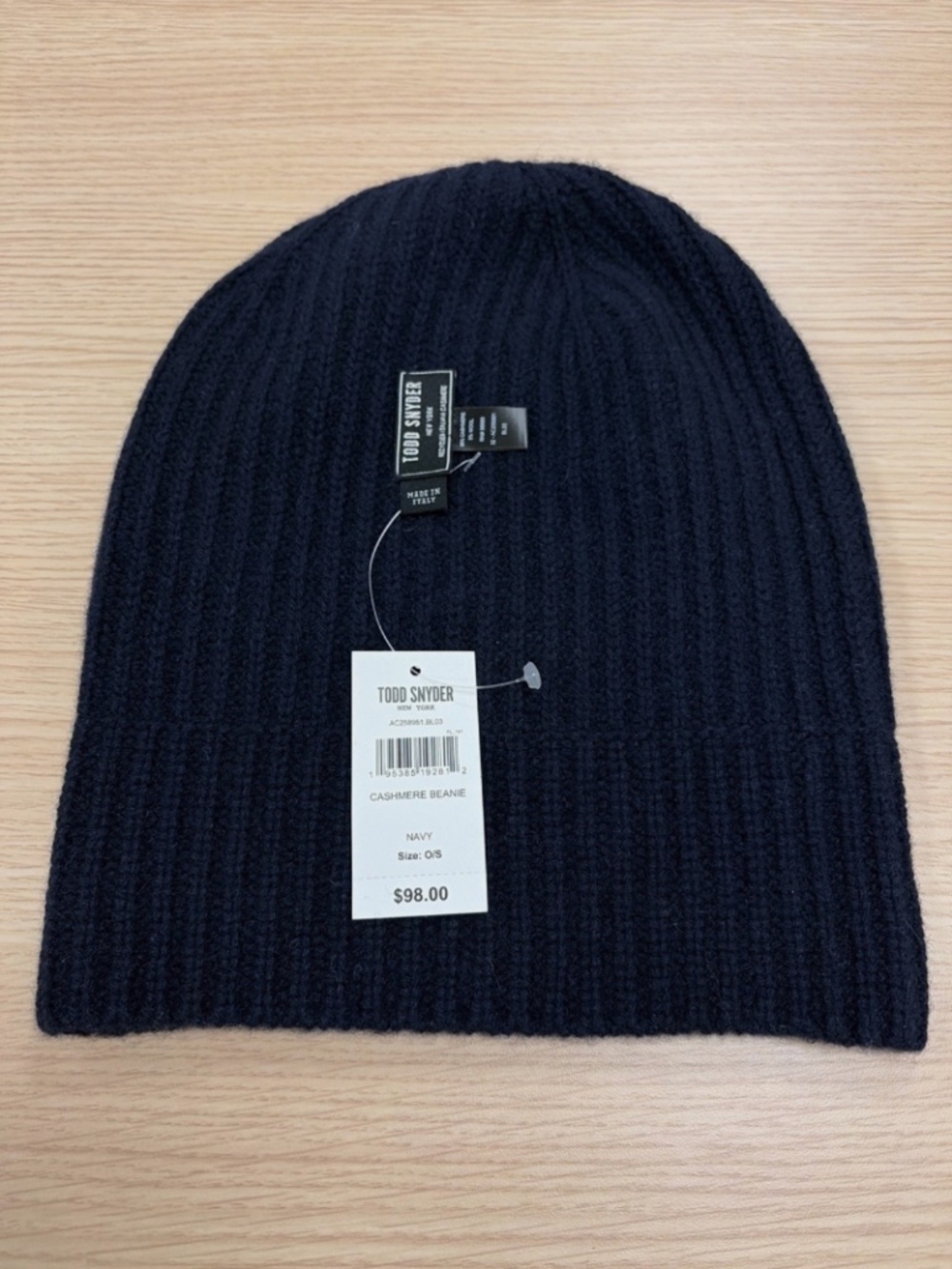 Men’s Todd Snyder Cashmere Black Beanie, One Size, NWT